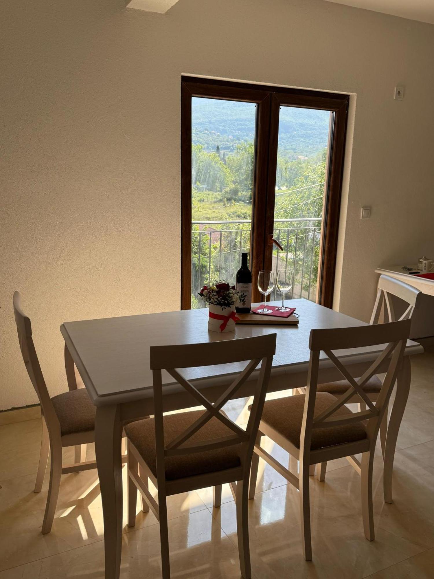 Tripoint Apartment