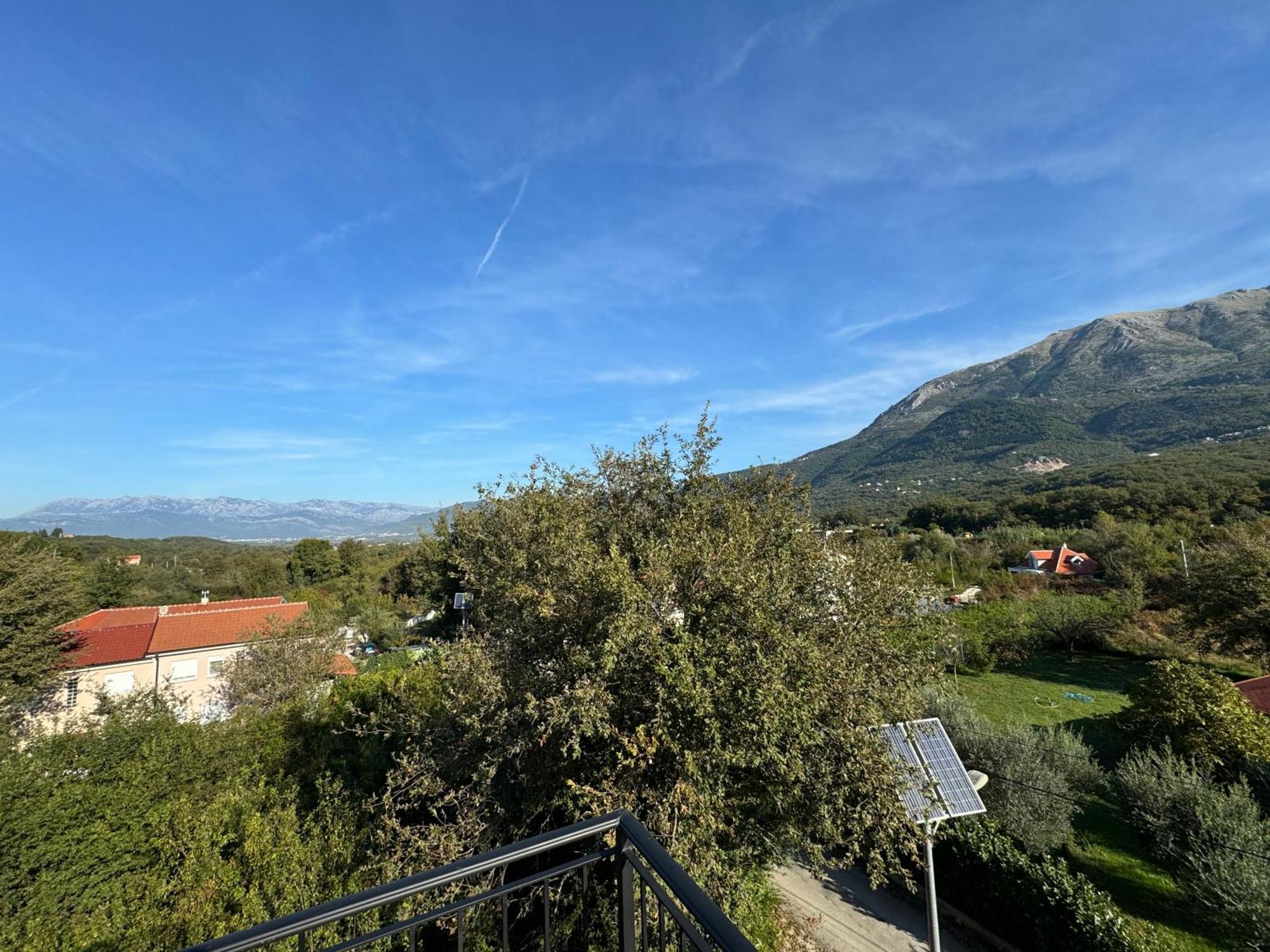 Apartment Tripoint Kotor
